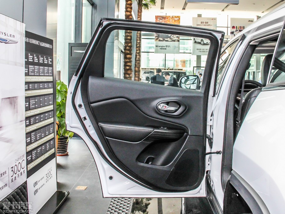 2014ɹ(M(jn)) 2.4L а