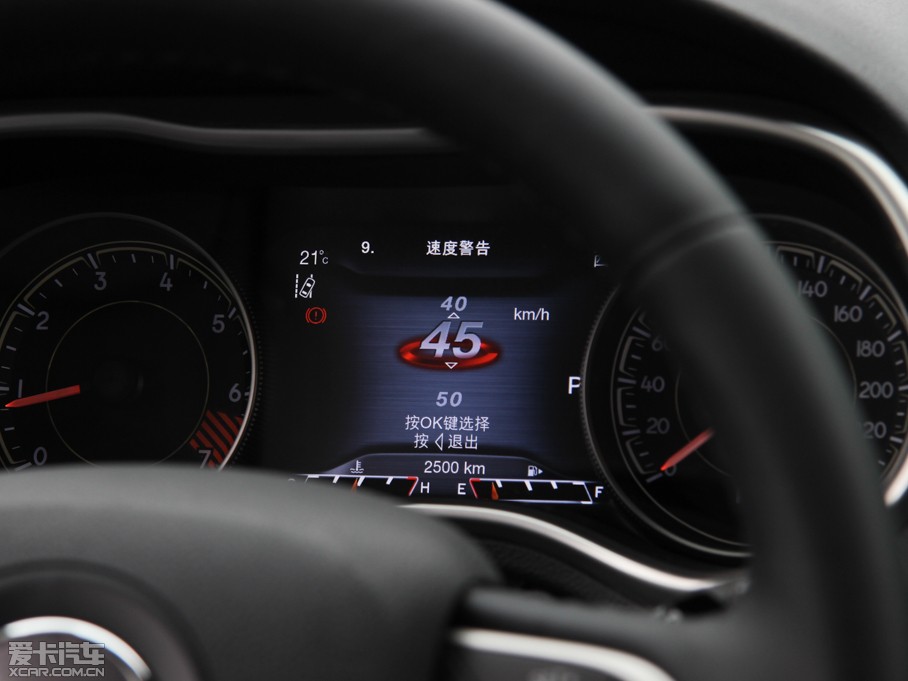 2014�����ɹ�(�M��) 2.4L ���J��