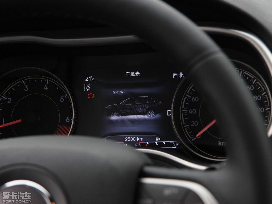 2014�����ɹ�(�M��) 2.4L ���J��