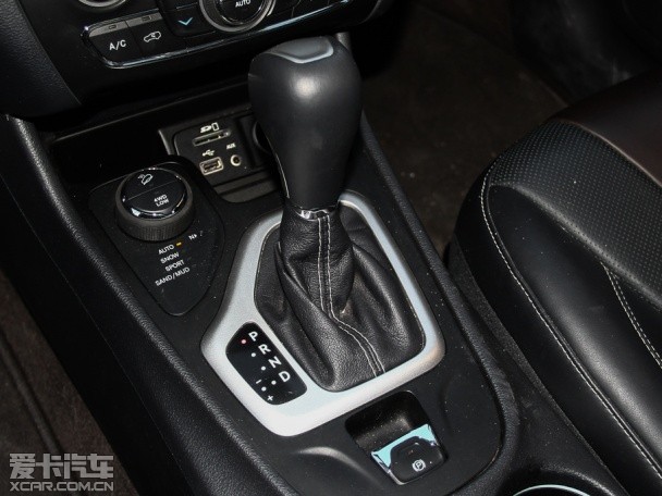 Jeep2014款自由光