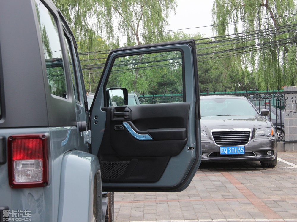 2014R 2.8TD T Sahara