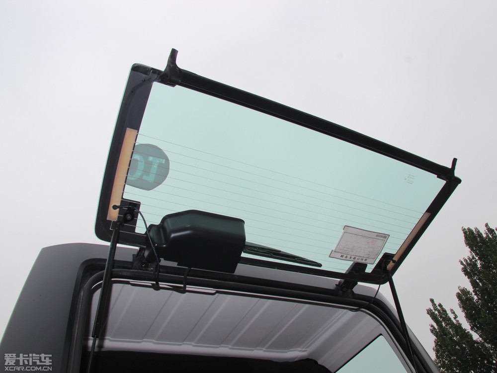 2014R 2.8TD T Sahara