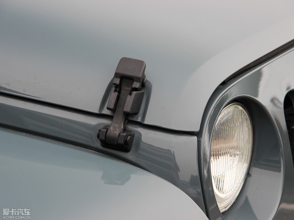 2014R 2.8TD T Sahara