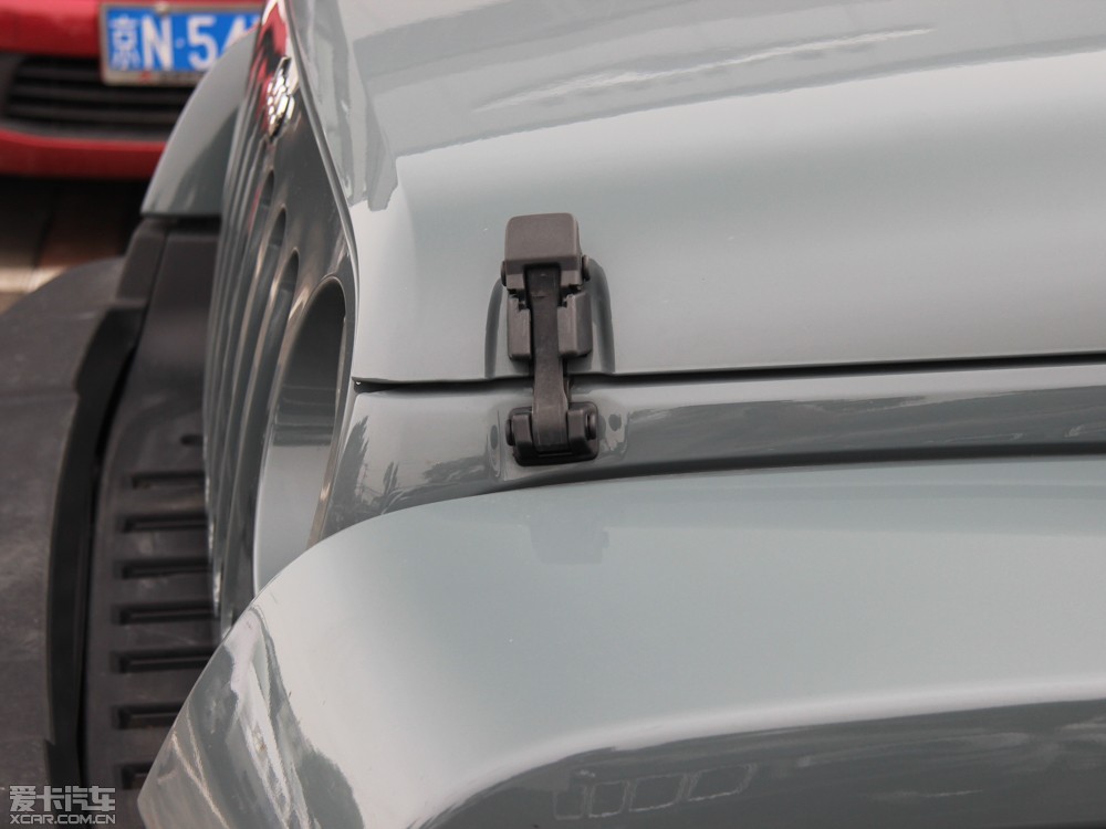 2014R 2.8TD T Sahara