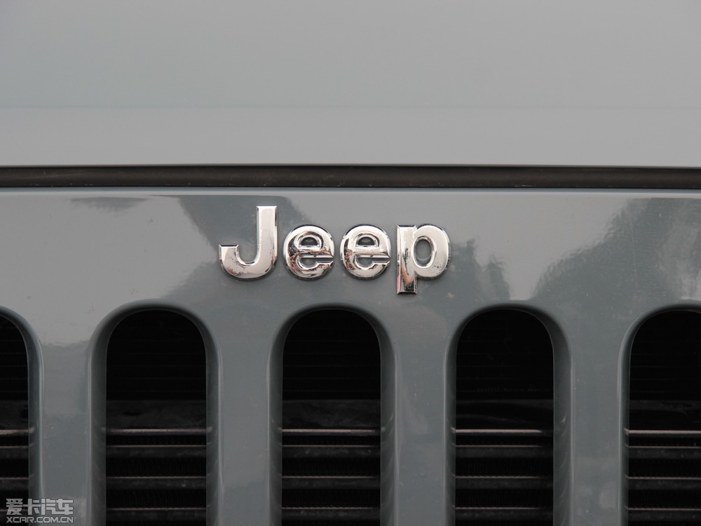 2014R 2.8TD T Sahara