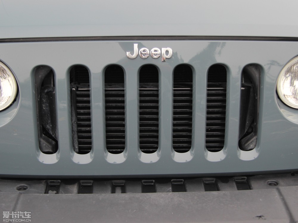 2014R 2.8TD T Sahara