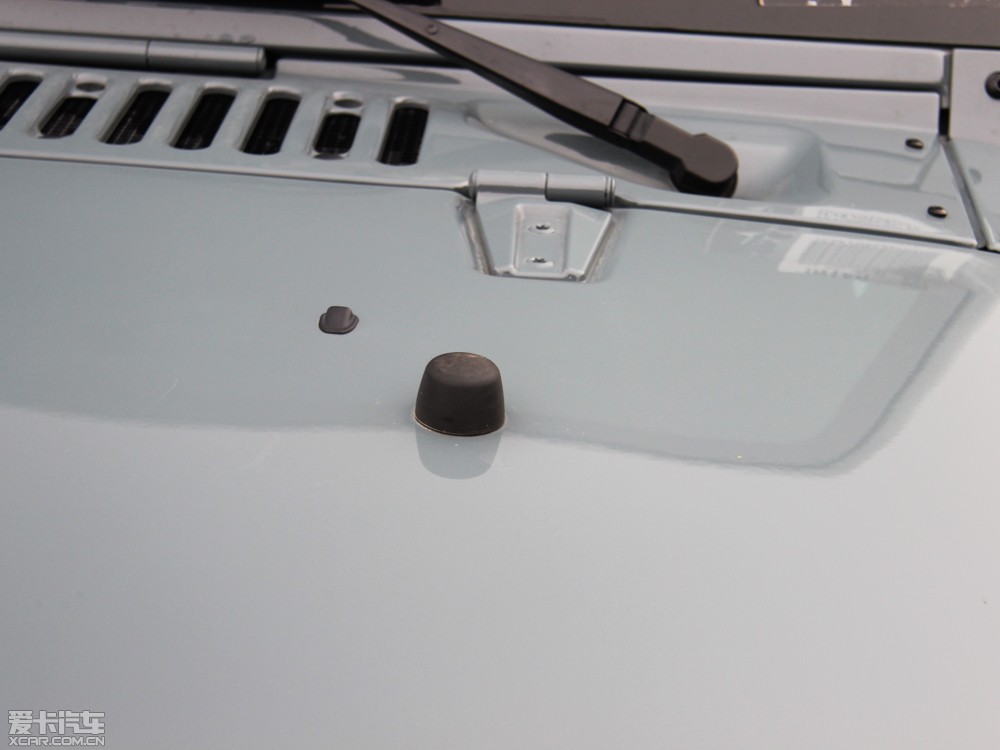 2014R 2.8TD T Sahara