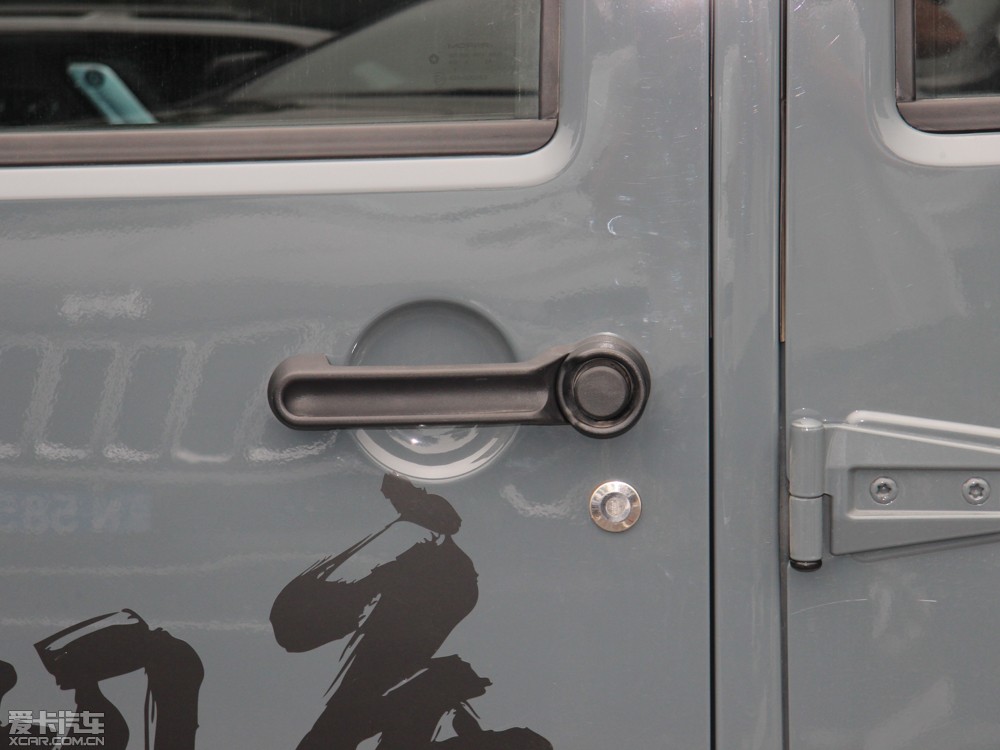 2014R 2.8TD T Sahara