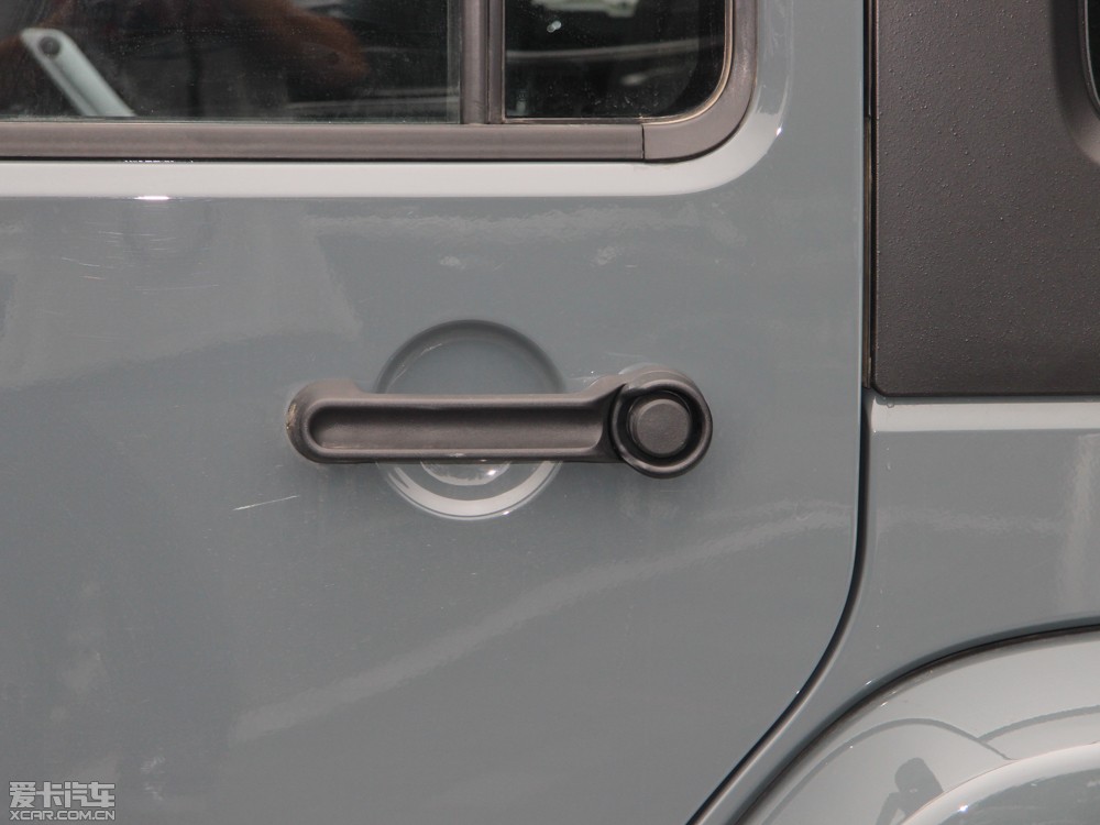 2014R 2.8TD T Sahara