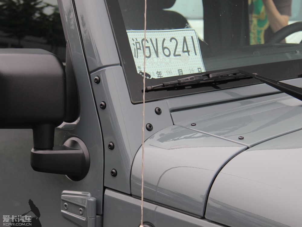 2014R 2.8TD T Sahara