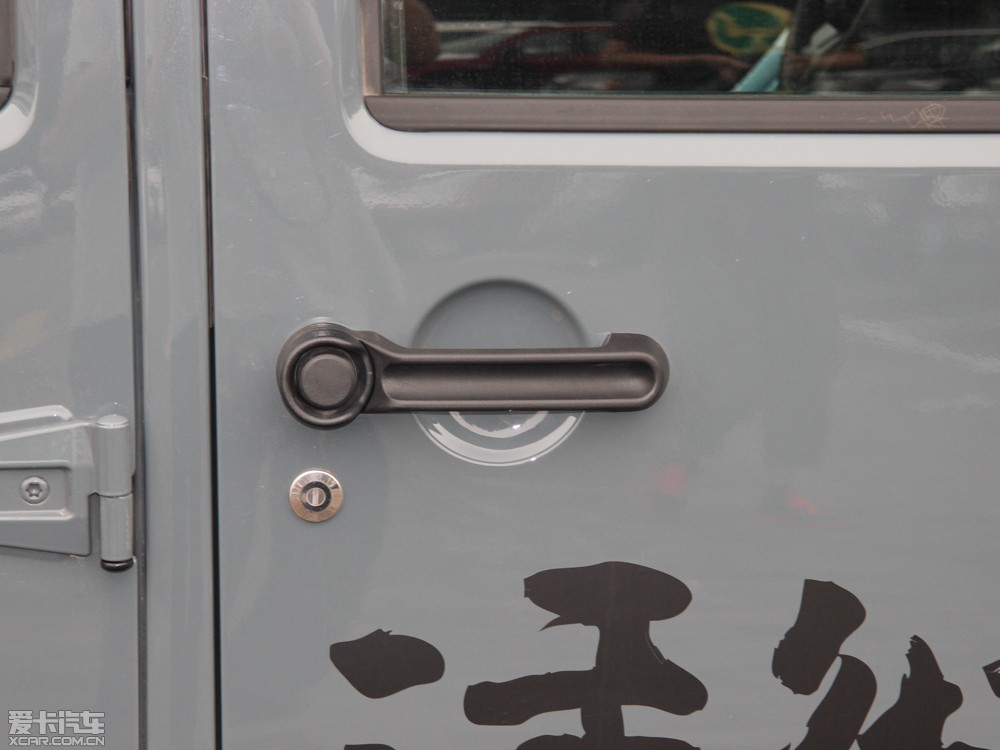 2014R 2.8TD T Sahara