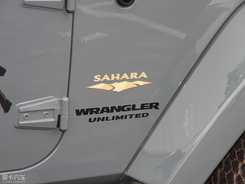 2014R 2.8TD T Sahara