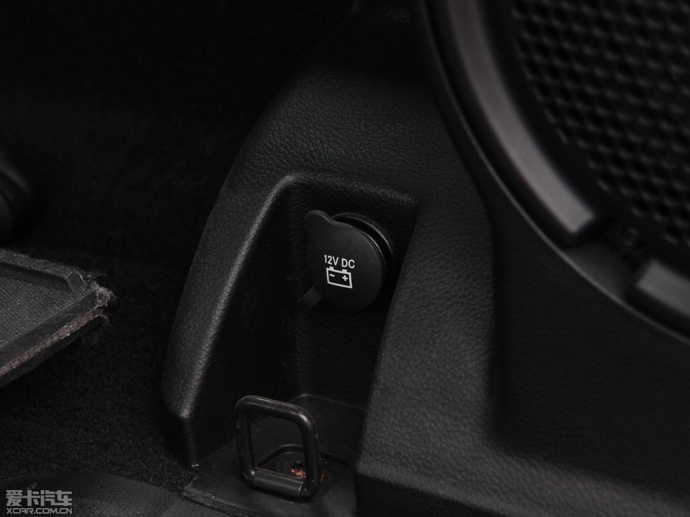 2014R 2.8TD T Sahara