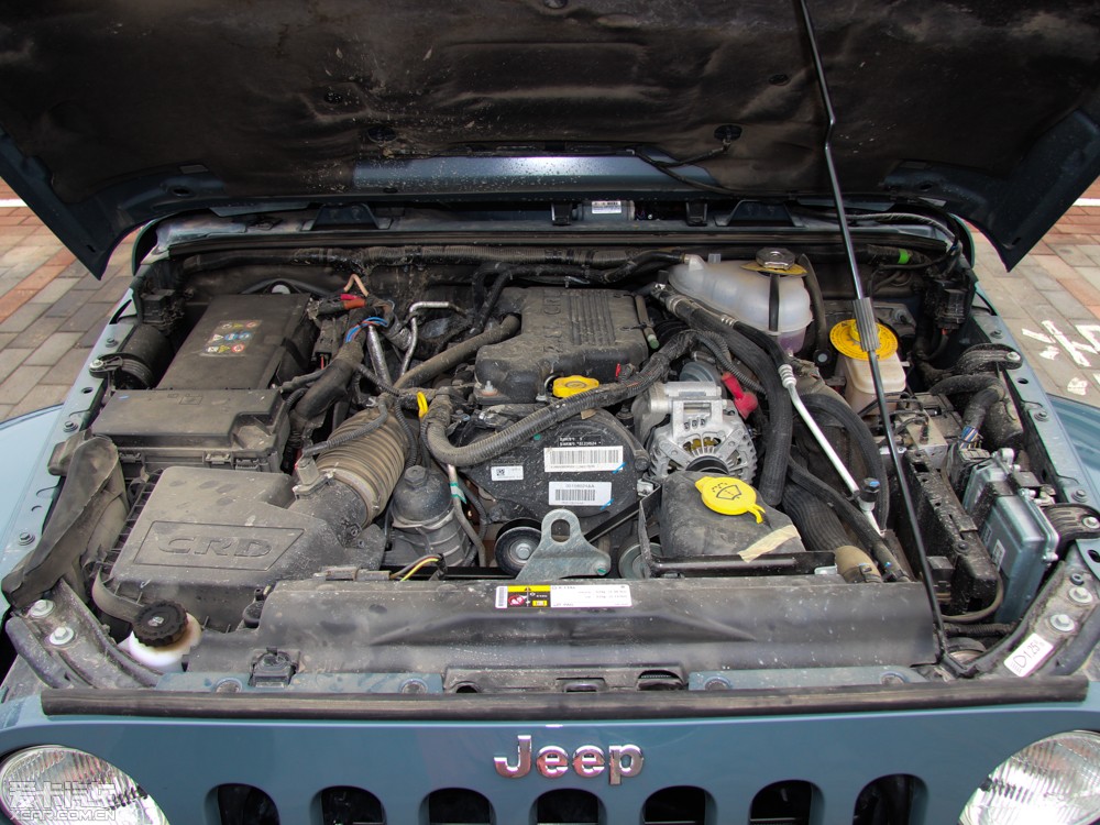 2014R 2.8TD T Sahara