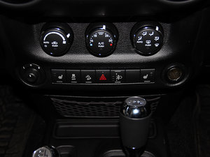 2014款3.6L 龙腾典藏版 空调调节