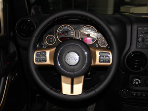2014款3.6L 龙腾典藏版 中控区