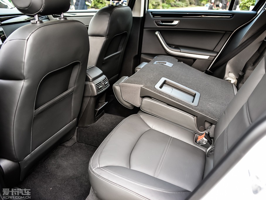 2015���^��3����SUV 1.6T �քӐ�����