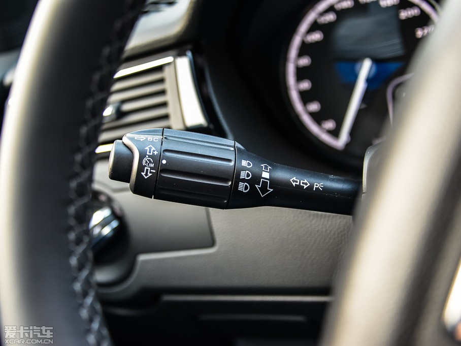 2015^3SUV 1.6T ք(dng)(dng)