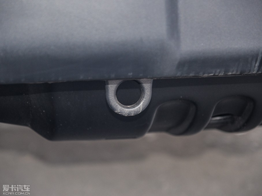 2015�����R�� 3.0L ���T�� Sahara