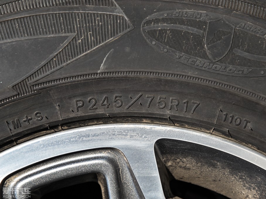 2015�����R�� 3.0L ���T�� Sahara