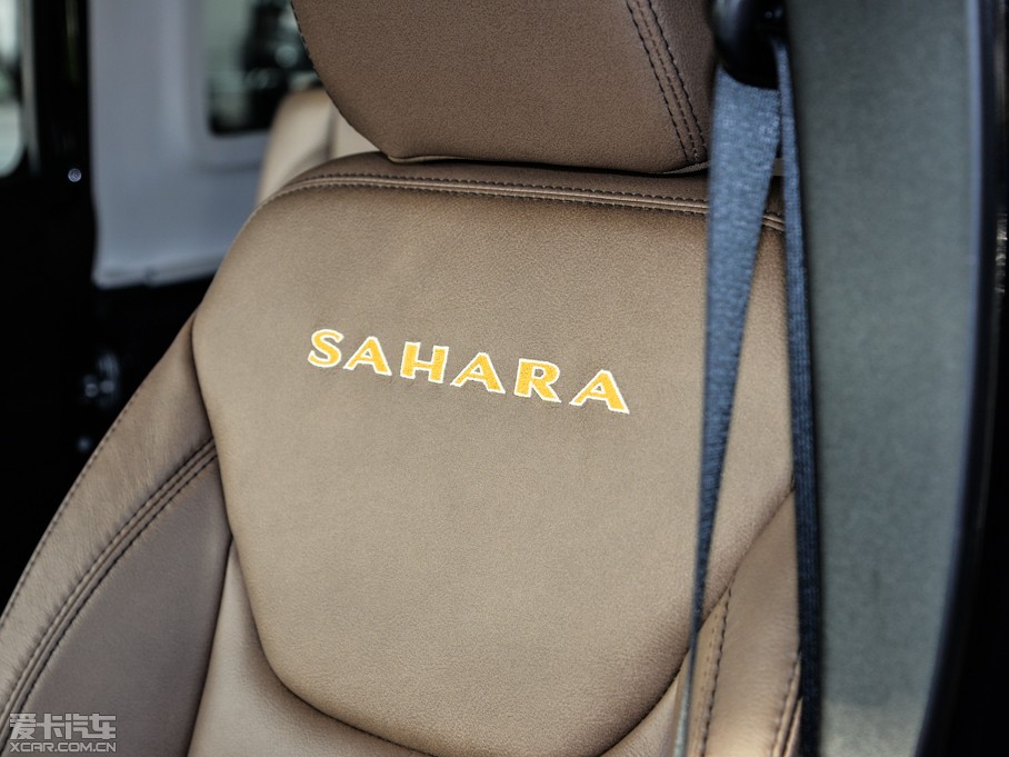 2015R 3.0L T Sahara