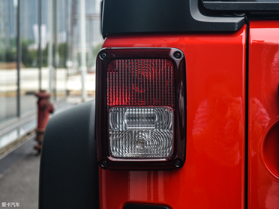 2015�����R�� 3.6L ���T������ Rubicon