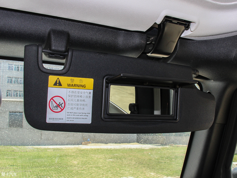 2015�����R�� 3.6L ���T�� Rubicon