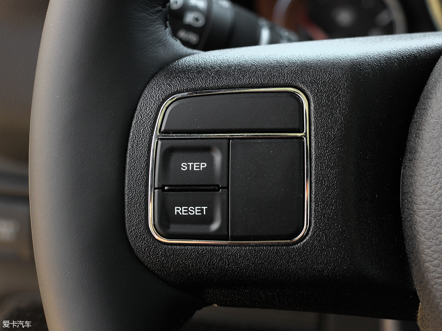 2015�����R�� 3.6L ���T�� Rubicon