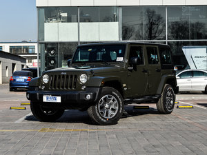 2015款3.0L 四门版 Sahara 左前45度