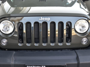 20153.0L T Sahara оW(wng)