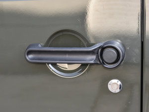 20153.0L T(mn) Sahara (x)(ji)^