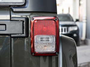 20153.0L T Sahara β