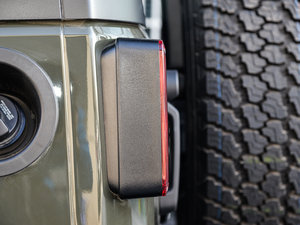 20153.0L T(mn) Sahara (x)(ji)^