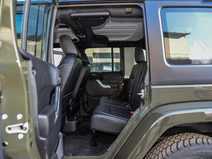 20153.0L T(mn) Sahara ſg