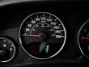 20153.0L T Sahara п؅^