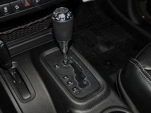 20153.0L T Sahara QU