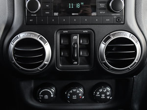 20153.0L T Sahara {(dio)L(fng)