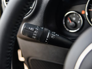 20153.0L T Sahara п؅^(q)