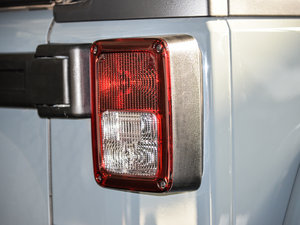 20153.0L T Sahara (x)(ji)^