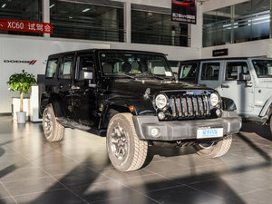 20153.0L T Sahara w^