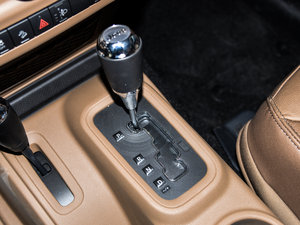 20153.0L T Sahara QU