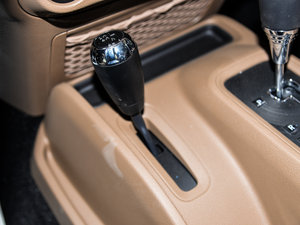 20153.0L T Sahara п؅^