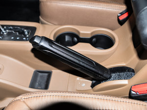 20153.0L T Sahara v܇Ƅ