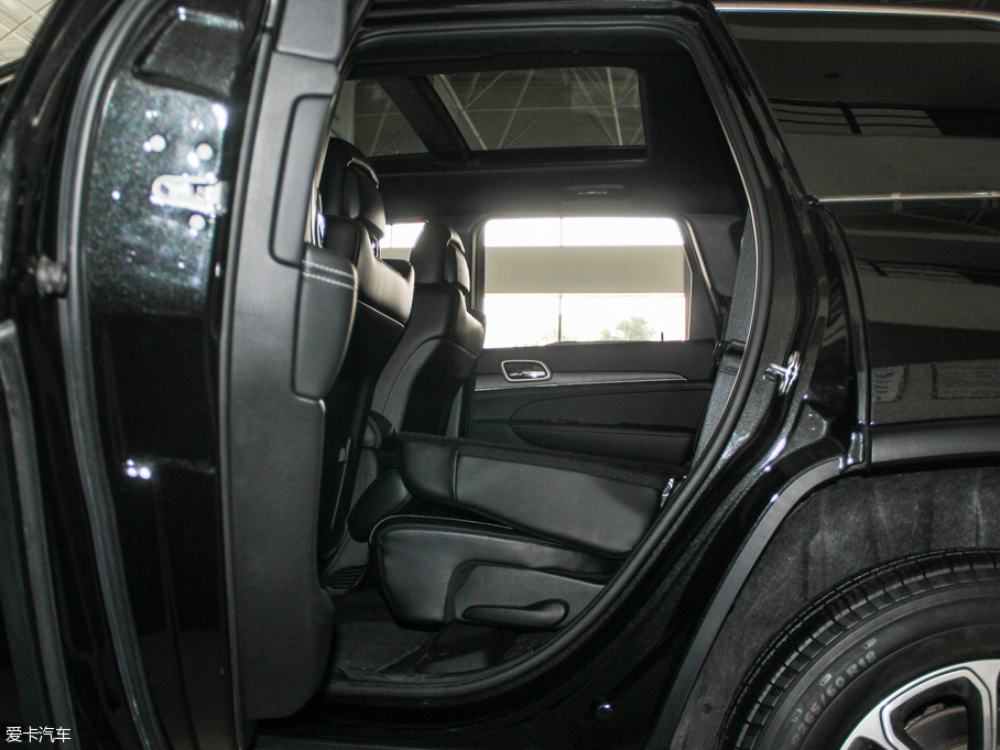 2015������Z��(�M��) 3.0L ���팧����