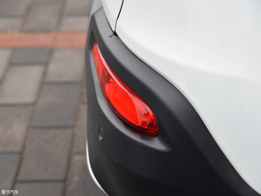 2015�����ɹ�(�M(j��n)��) 2.4L ��Ӣ��