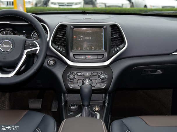 Jeep2015款自由光