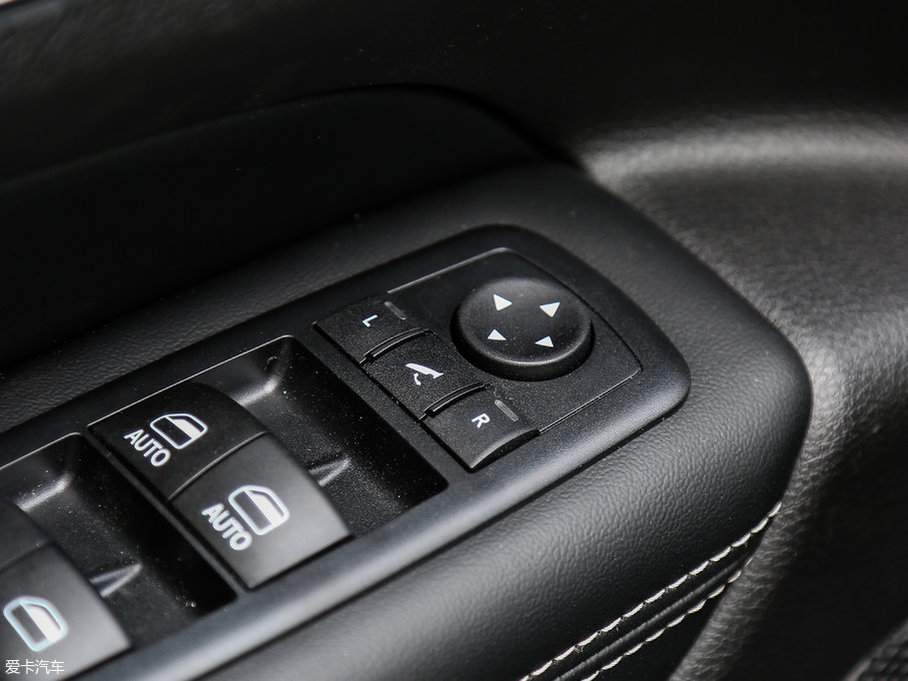 2017Z(M(jn)) 3.6L Ӣ(do)