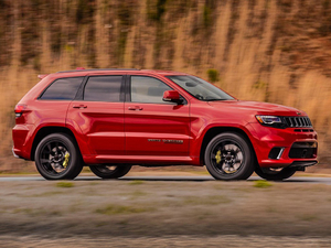 2017款Trackhawk 整体外观