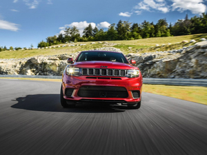 2017款Trackhawk 整体外观