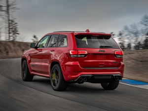 2017款Trackhawk 整体外观
